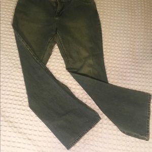 Calvin Klein Low Raise Flare Jean 🦋